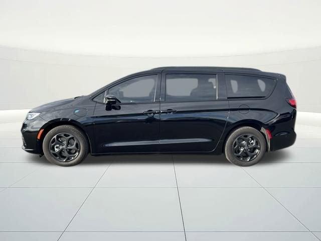 used 2025 Chrysler Pacifica Hybrid car, priced at $41,563