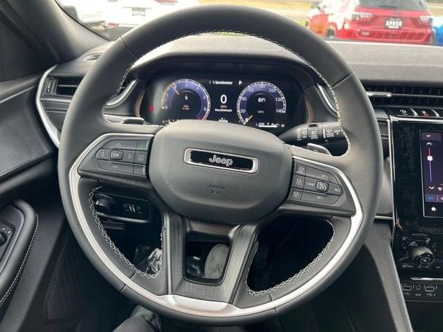 new 2025 Jeep Grand Cherokee car, priced at $38,275