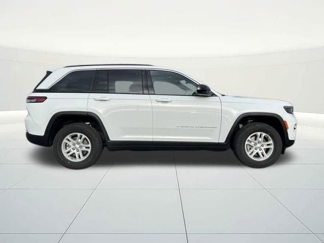 new 2025 Jeep Grand Cherokee car, priced at $38,275