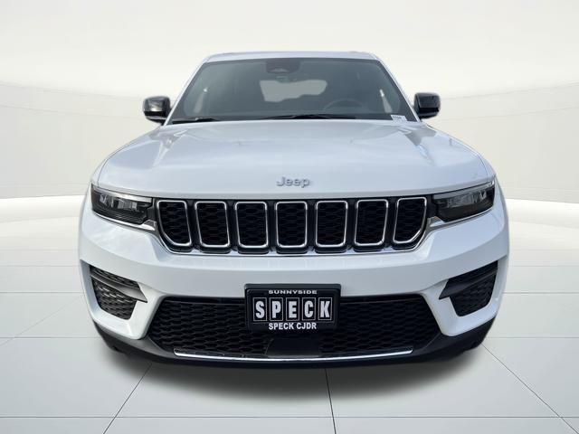 new 2025 Jeep Grand Cherokee car, priced at $37,275