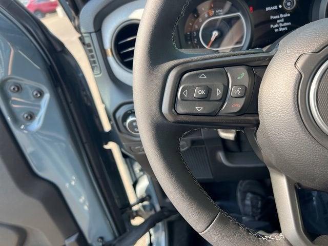 new 2025 Jeep Gladiator car, priced at $45,855