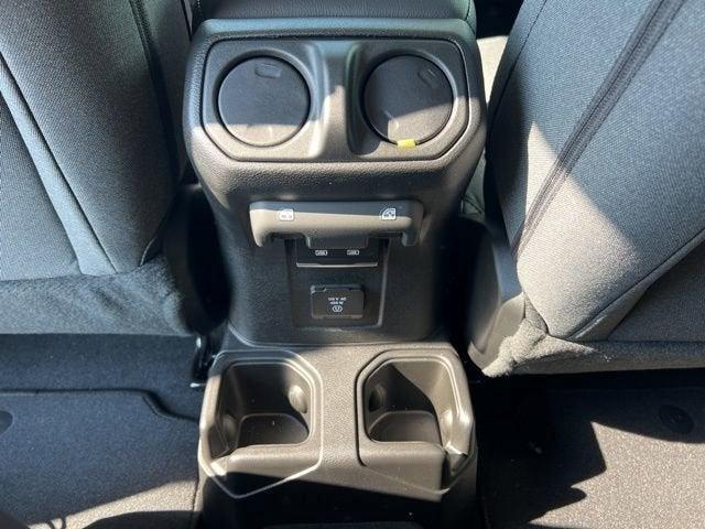 new 2025 Jeep Gladiator car, priced at $45,855