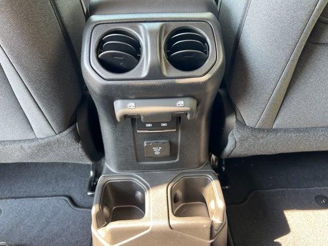 new 2025 Jeep Gladiator car, priced at $47,855