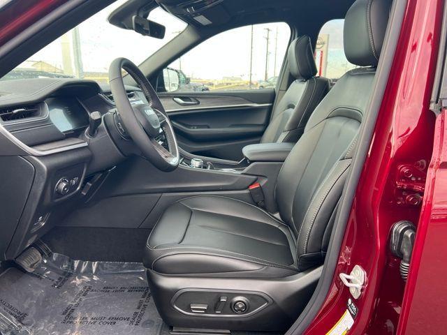 new 2025 Jeep Grand Cherokee car, priced at $49,485