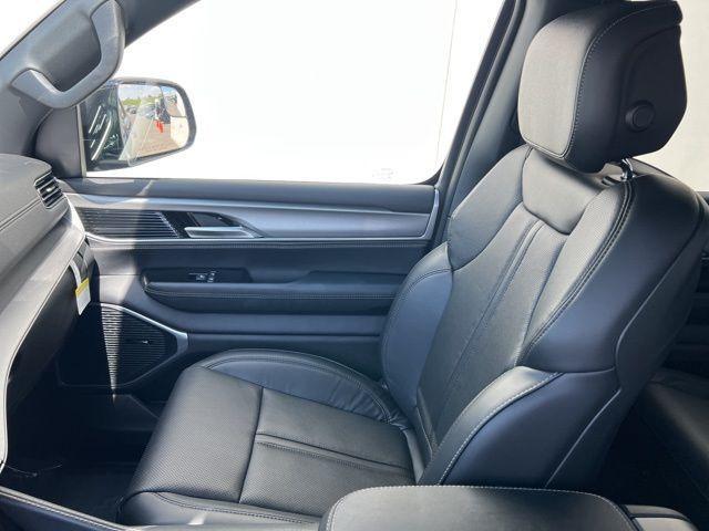 new 2025 Jeep Wagoneer car, priced at $61,005