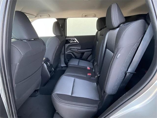 new 2026 Mitsubishi Outlander car