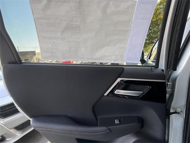 new 2026 Mitsubishi Outlander car