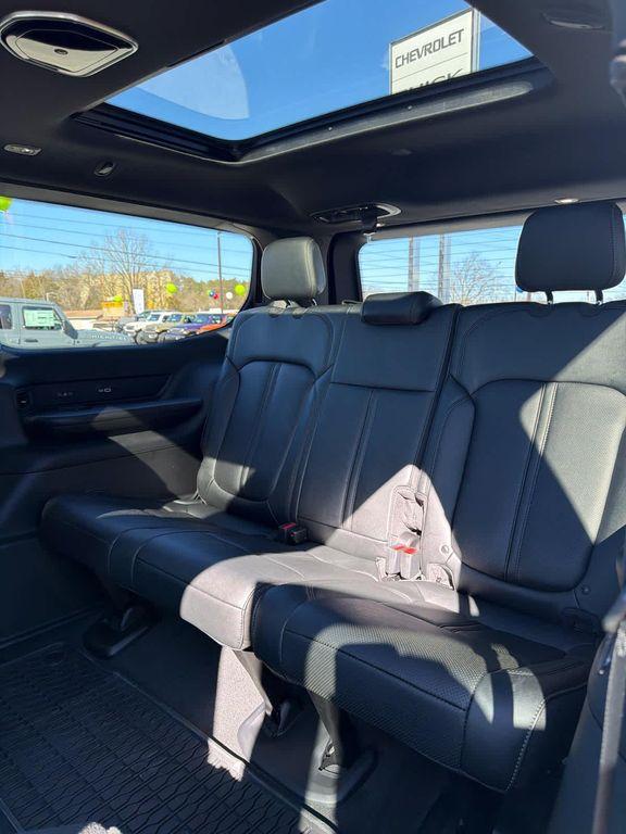 new 2026 Jeep Grand Wagoneer car, priced at $84,850