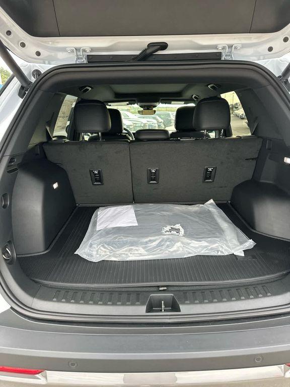 new 2026 Chevrolet Equinox car, priced at $38,995