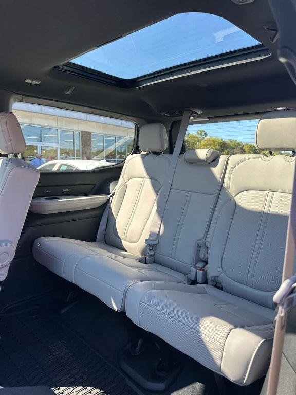 new 2025 Jeep Wagoneer car, priced at $71,995