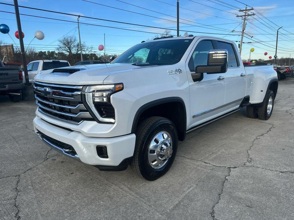 new 2026 Chevrolet Silverado 3500 car, priced at $92,410