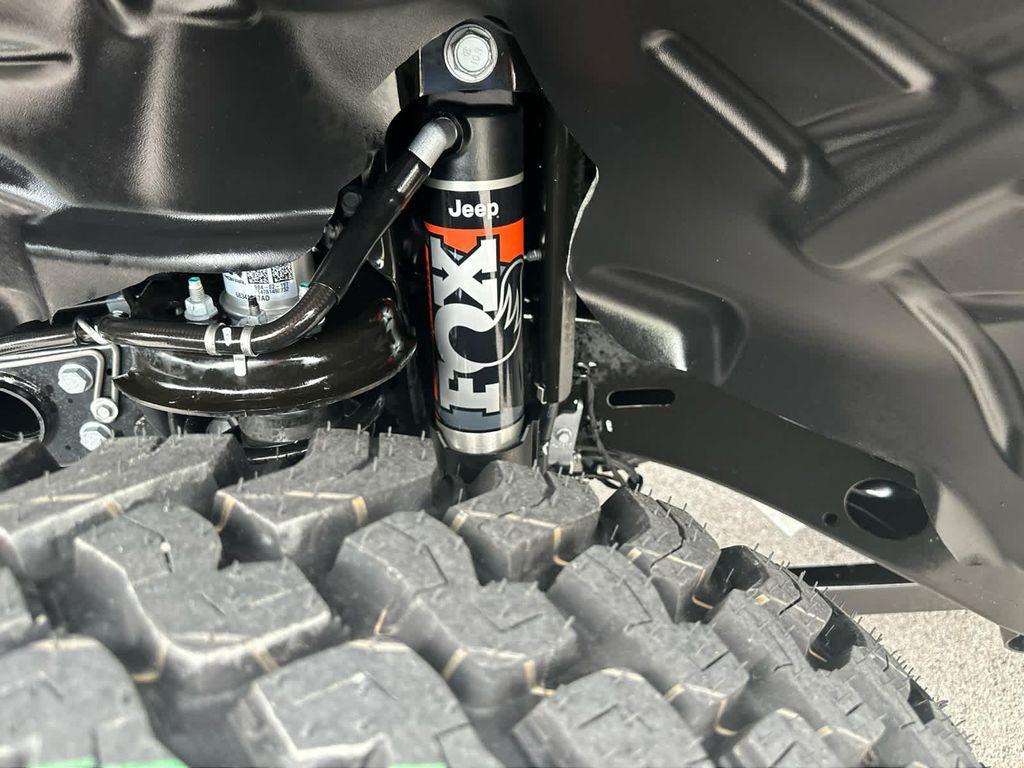 new 2025 Jeep Gladiator car, priced at $56,690