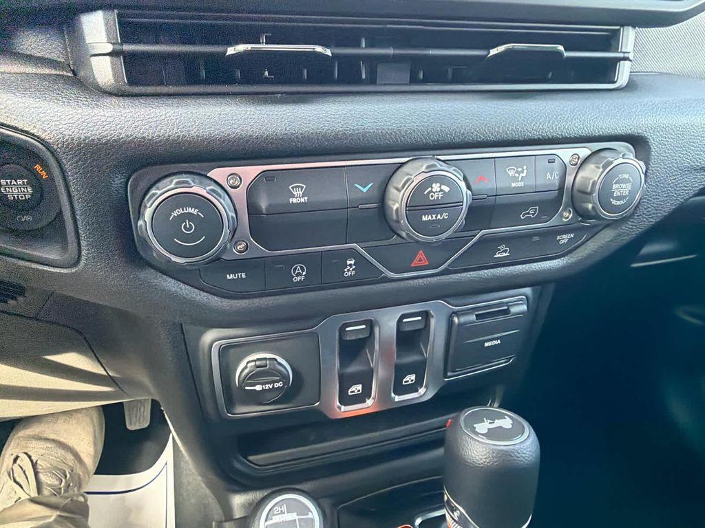 new 2026 Jeep Wrangler car, priced at $40,475