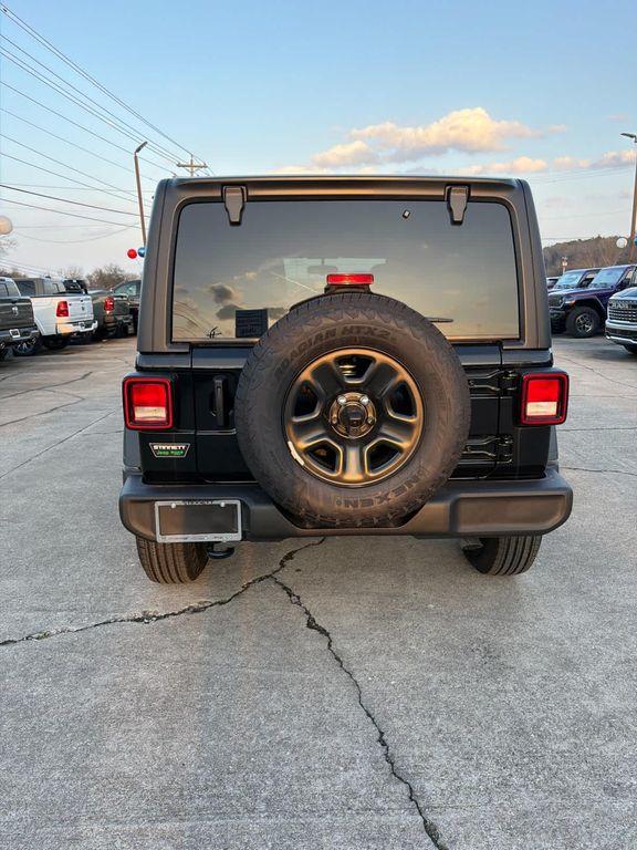 new 2026 Jeep Wrangler car, priced at $44,275