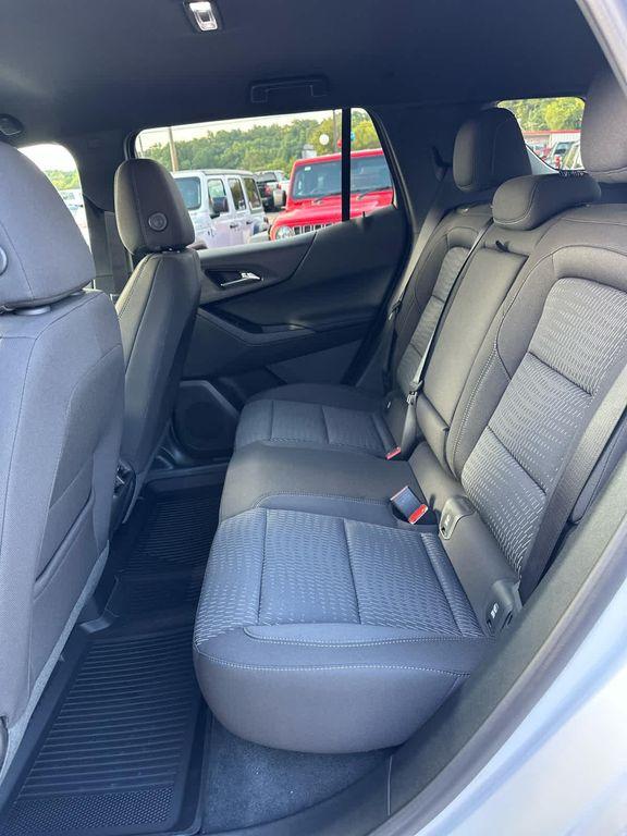 new 2026 Chevrolet Equinox car, priced at $32,830