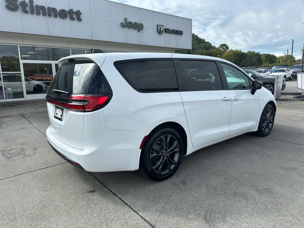 new 2026 Chrysler Pacifica car, priced at $45,990