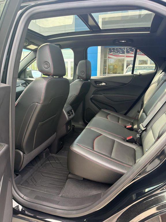 used 2024 Chevrolet Equinox car, priced at $29,988