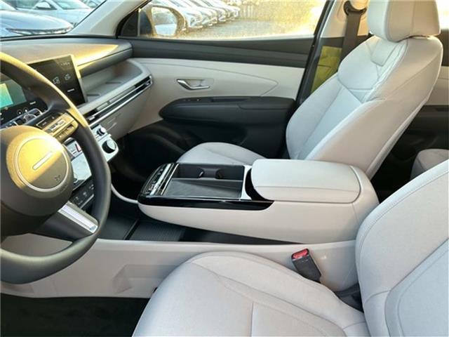 new 2026 Hyundai TUCSON Hybrid car, priced at $31,125