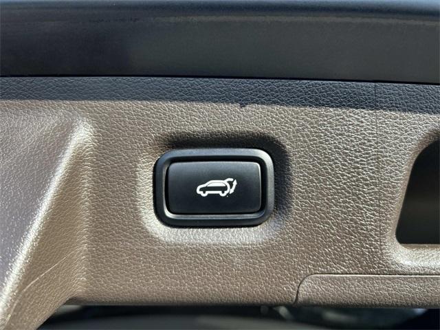 used 2020 Hyundai Santa Fe car, priced at $18,800