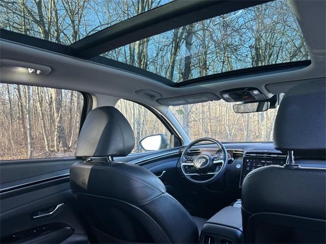 used 2022 Hyundai TUCSON Hybrid car, priced at $25,900