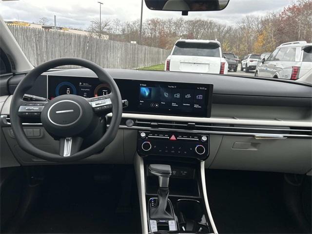 new 2026 Hyundai Tucson car, priced at $31,960