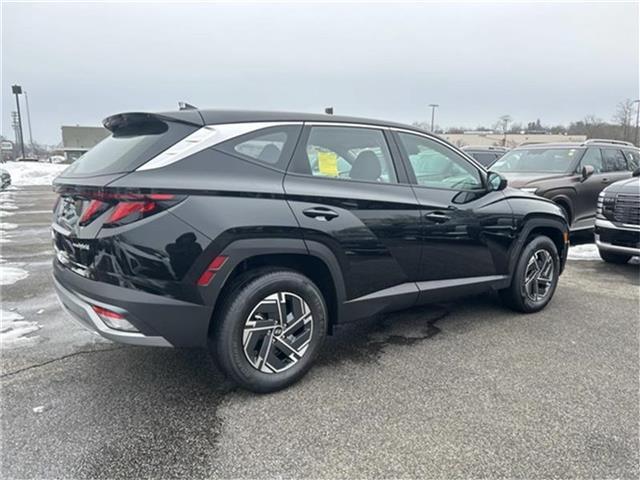 new 2026 Hyundai TUCSON Hybrid car, priced at $29,260