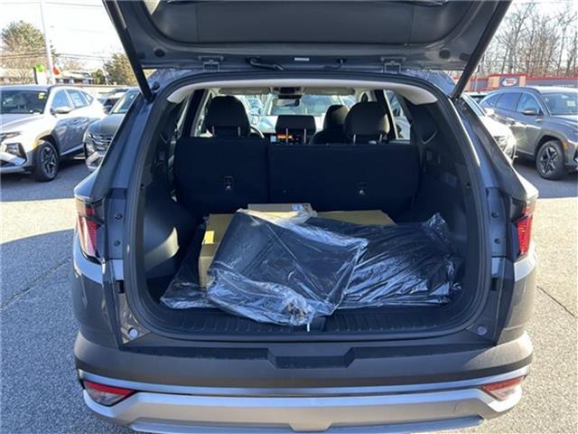 new 2026 Hyundai TUCSON Hybrid car, priced at $31,204