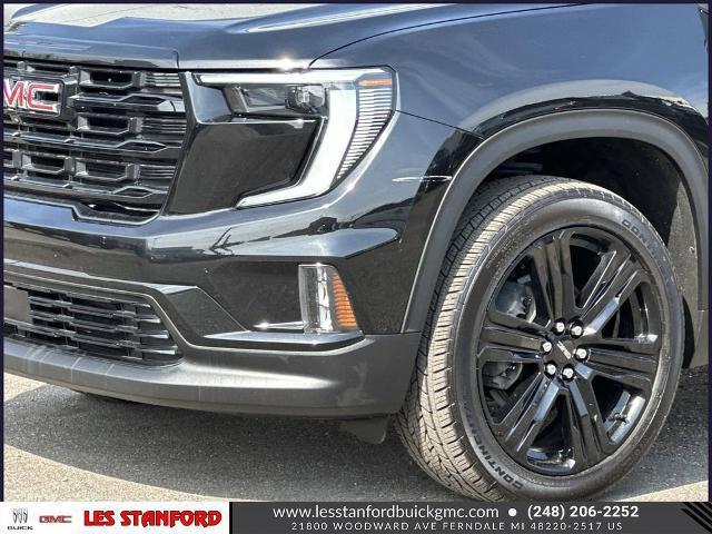 used 2024 GMC Acadia car, priced at $34,099