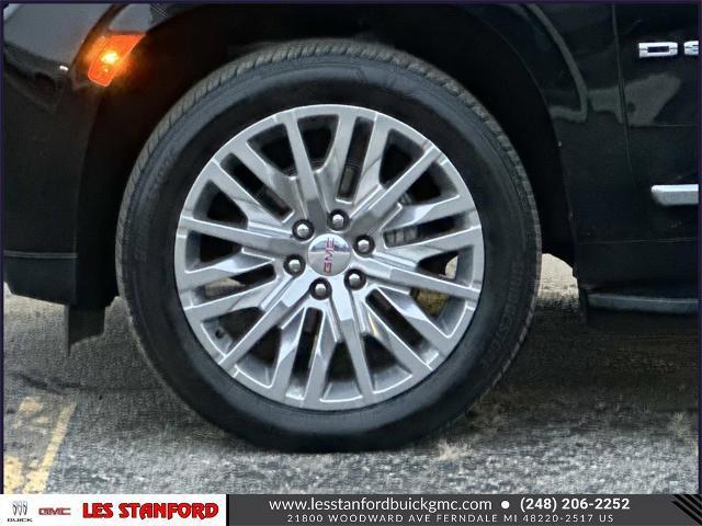 used 2024 GMC Yukon XL car, priced at $71,999