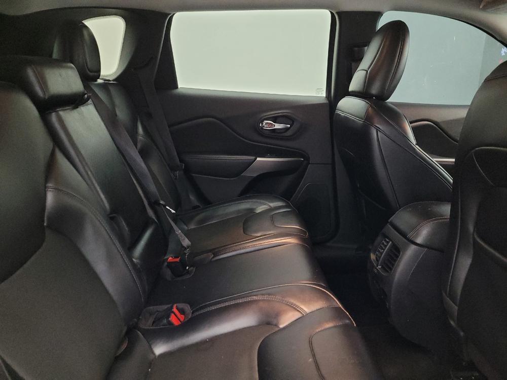 used 2020 Jeep Cherokee car, priced at $16,895