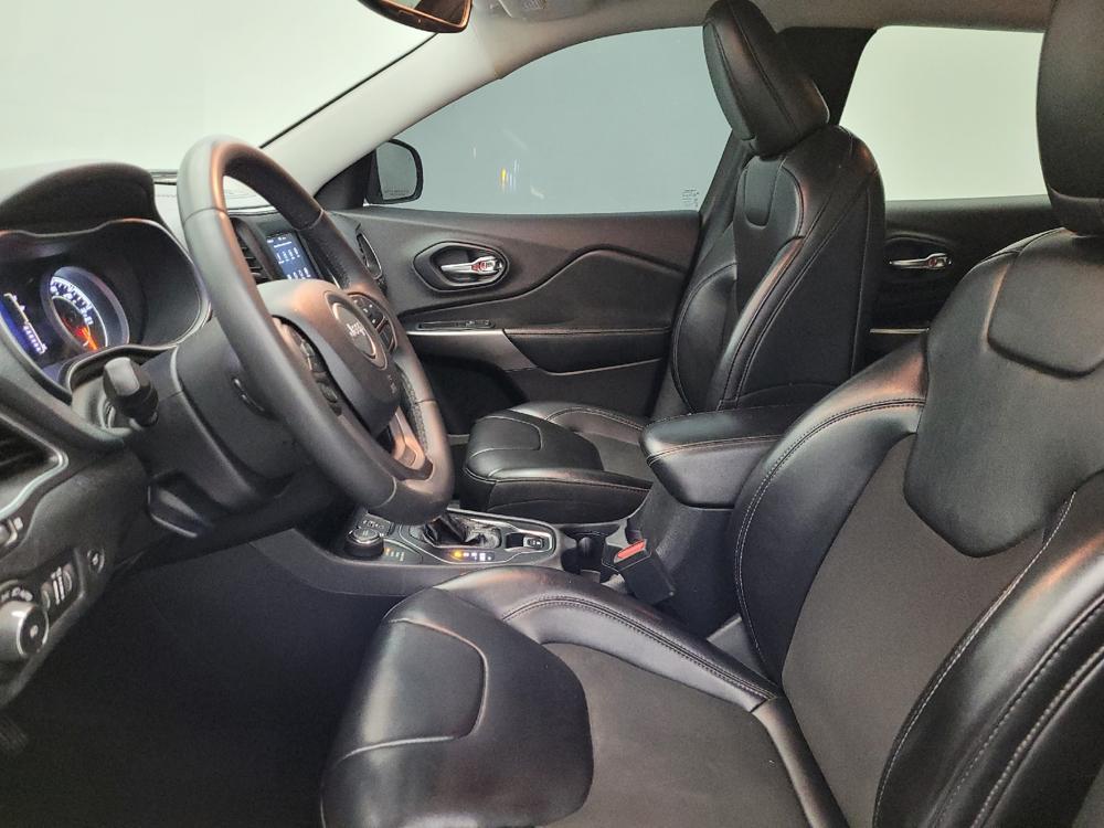 used 2020 Jeep Cherokee car, priced at $16,895