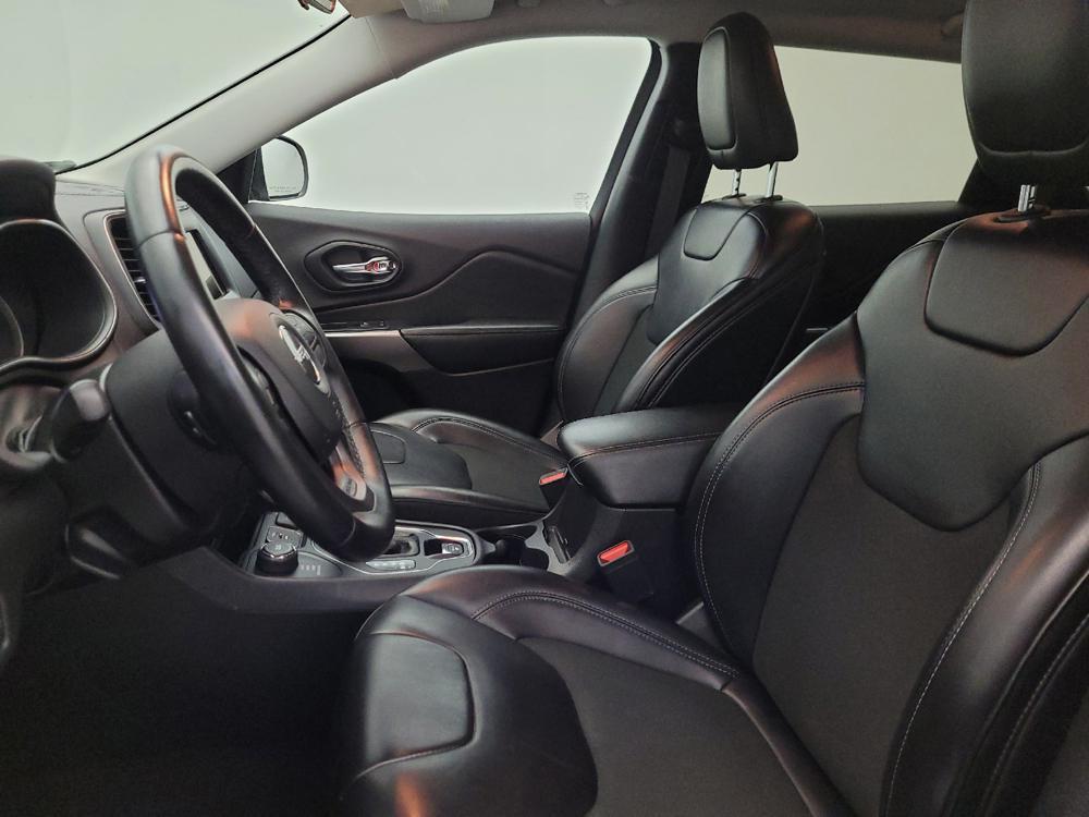 used 2019 Jeep Cherokee car, priced at $18,495