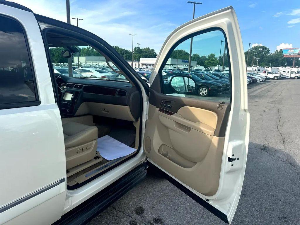 used 2014 Chevrolet Suburban car, priced at $12,980