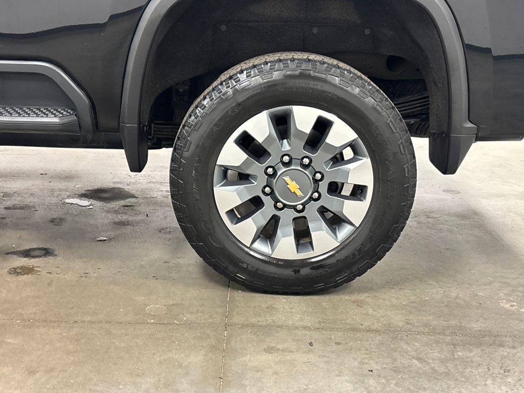used 2024 Chevrolet Silverado 2500 car, priced at $47,000