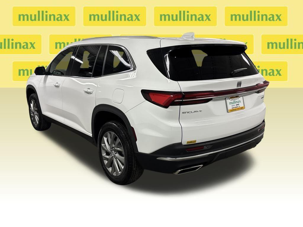 used 2025 Buick Enclave car, priced at $34,900