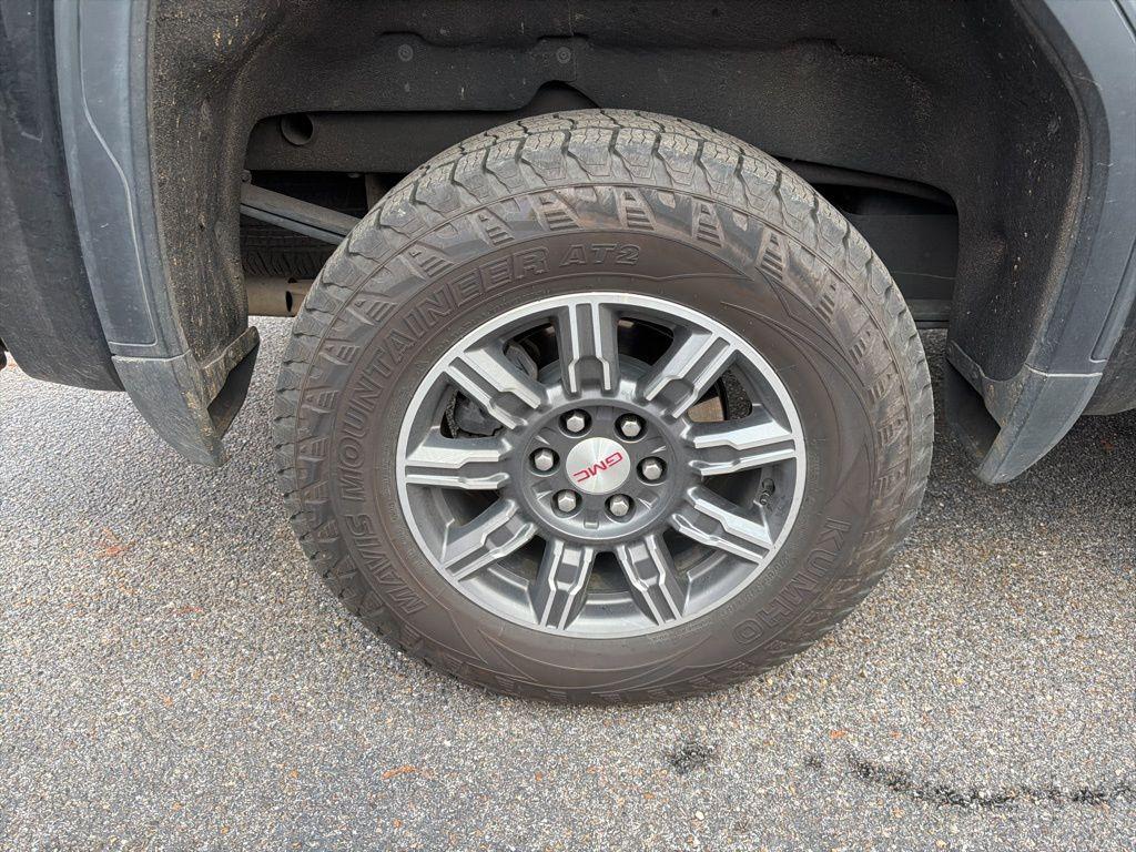 used 2024 GMC Sierra 1500 car, priced at $48,000