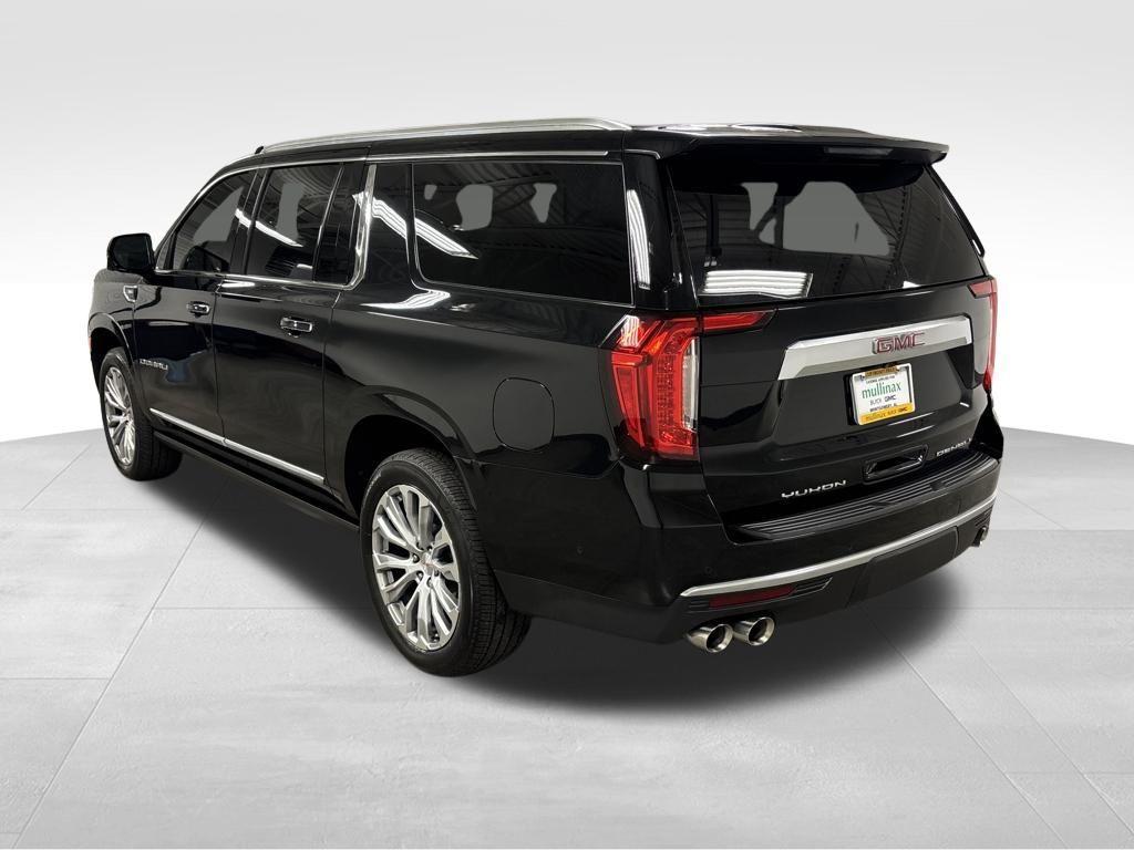 used 2023 GMC Yukon XL car, priced at $59,750