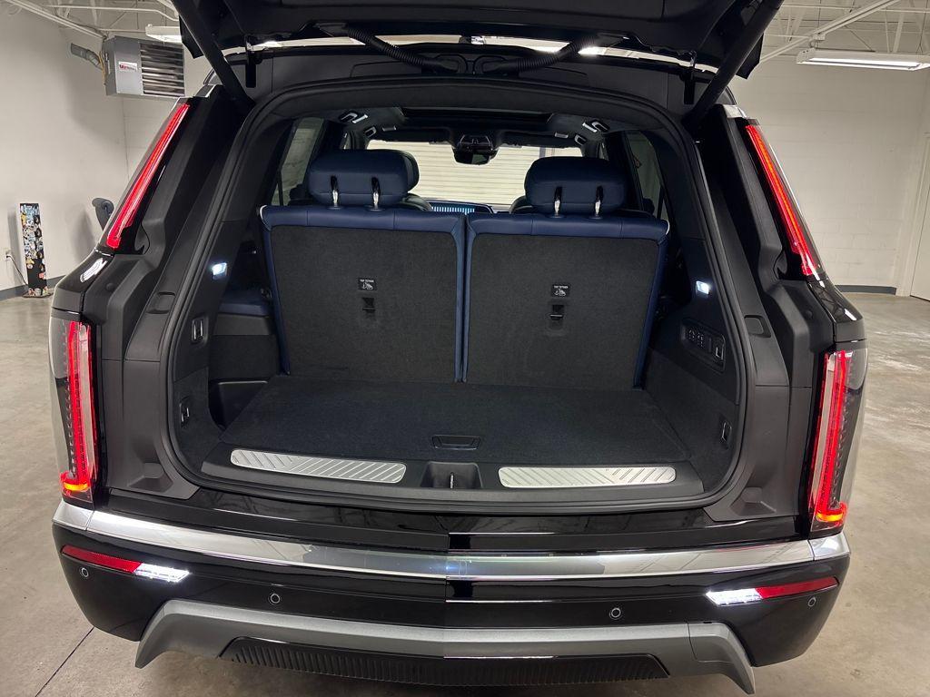 new 2026 Cadillac VISTIQ car, priced at $92,215