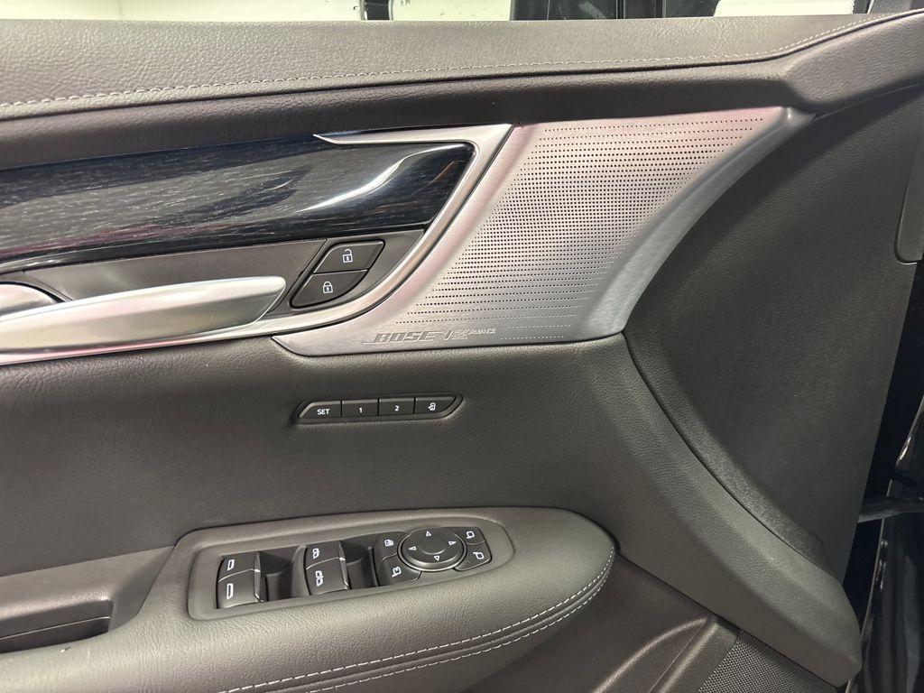 new 2026 Cadillac XT5 car, priced at $58,770