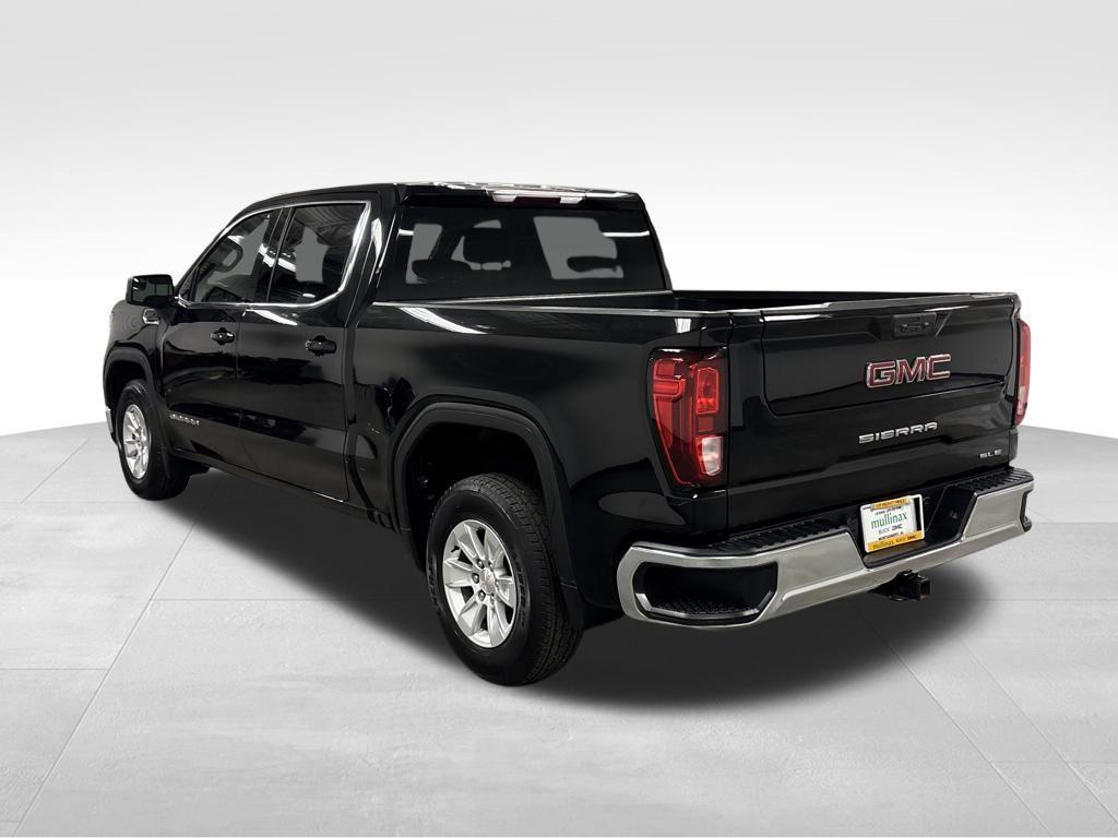used 2024 GMC Sierra 1500 car, priced at $30,250