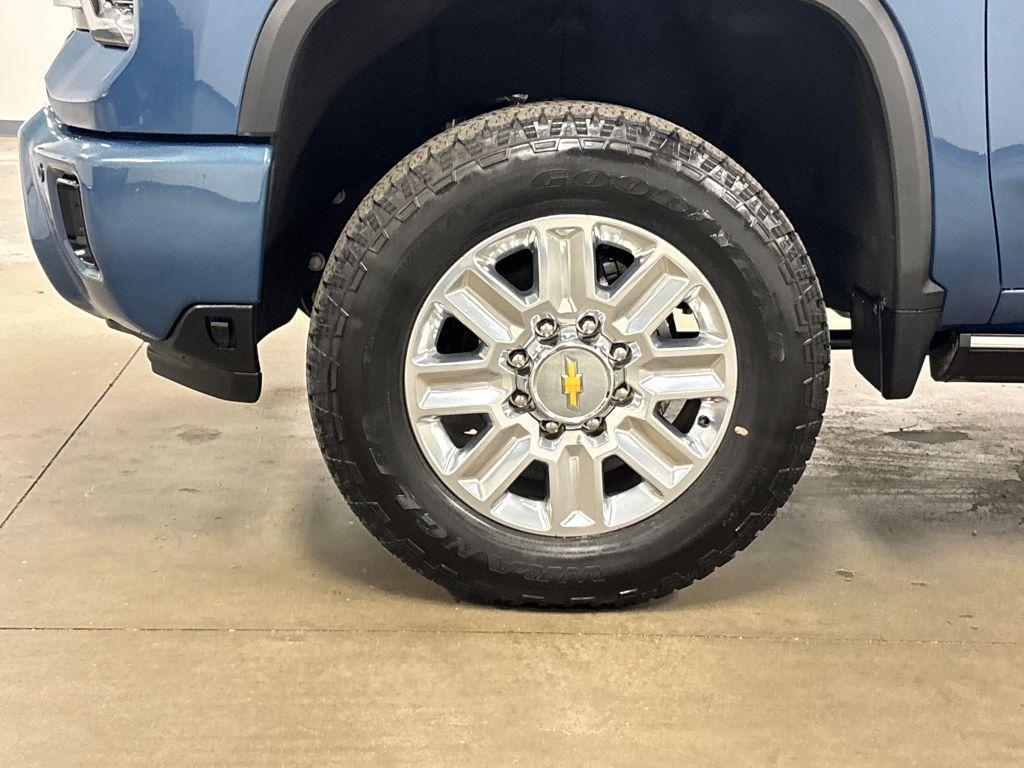 used 2024 Chevrolet Silverado 2500 car, priced at $70,900