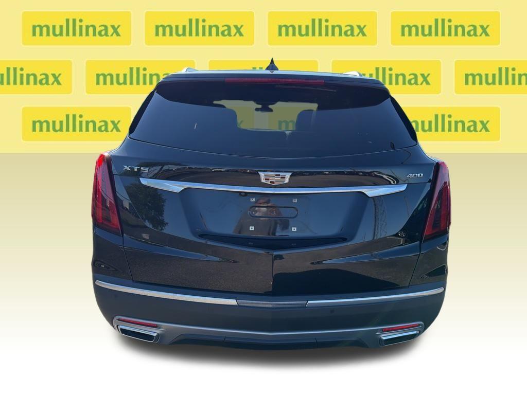 used 2023 Cadillac XT5 car, priced at $37,917