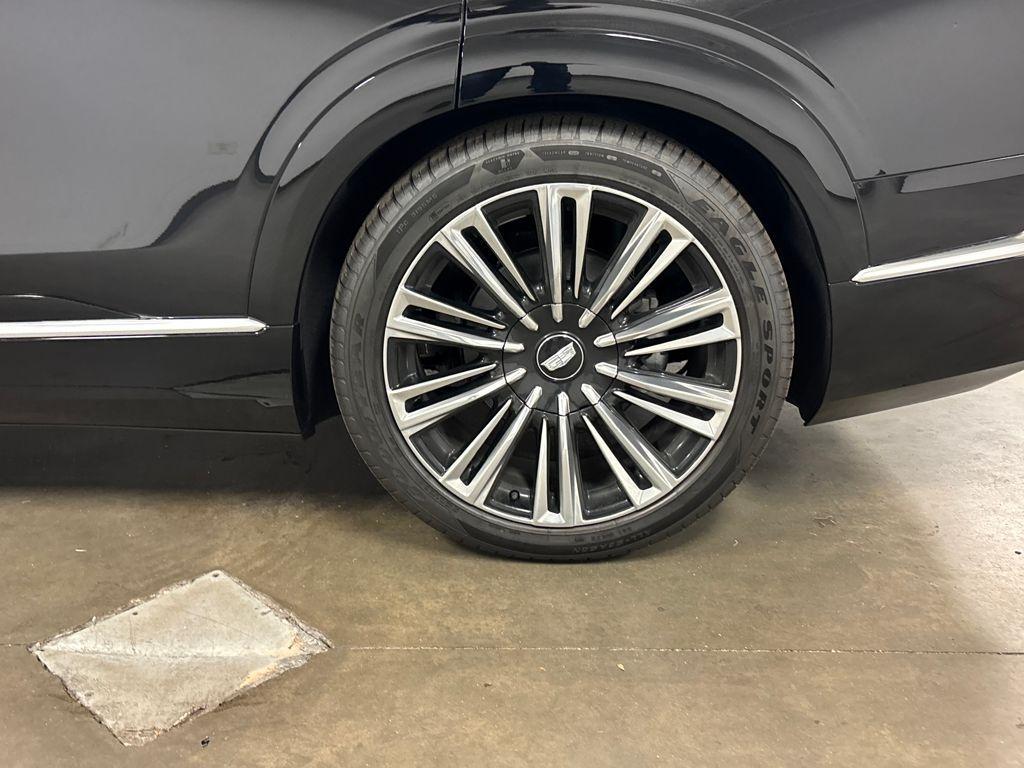 new 2026 Cadillac VISTIQ car, priced at $92,215