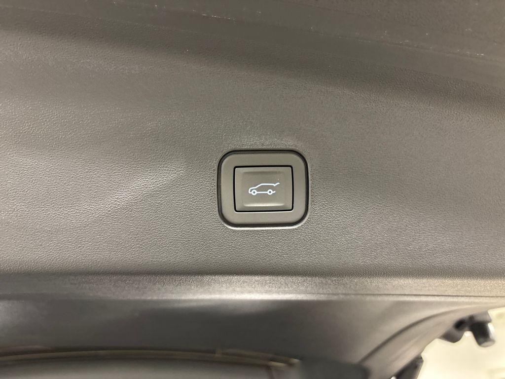 new 2026 Cadillac VISTIQ car, priced at $92,215