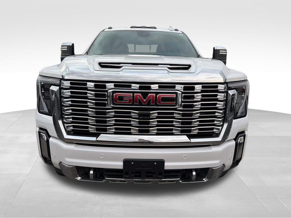 used 2024 GMC Sierra 2500 car, priced at $73,500