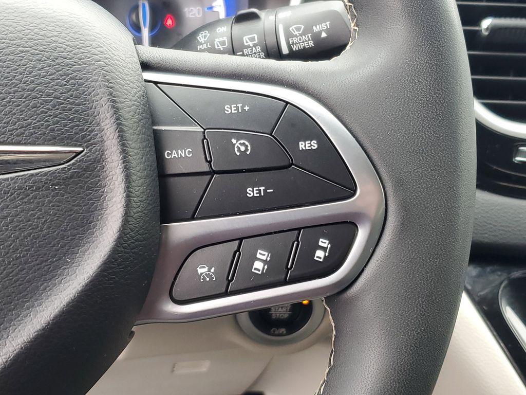 used 2024 Chrysler Pacifica car, priced at $24,500