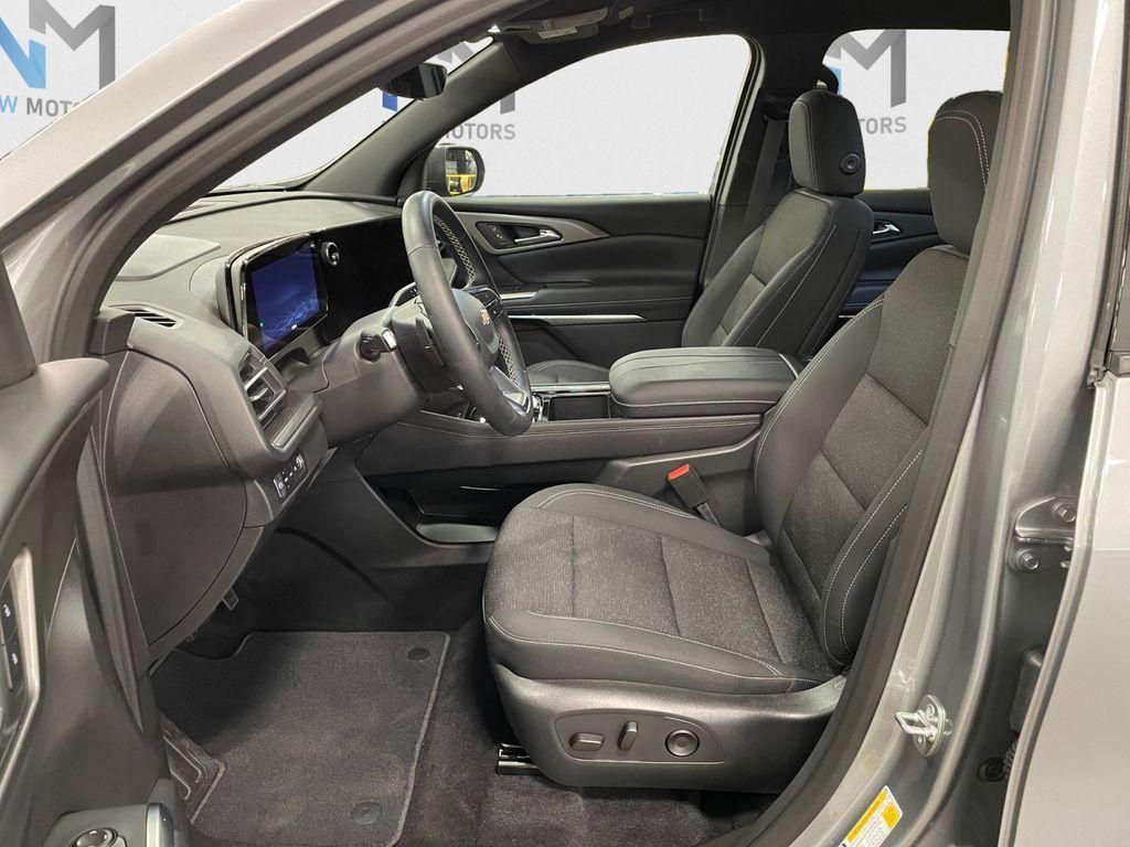 used 2026 Chevrolet Traverse car, priced at $42,959