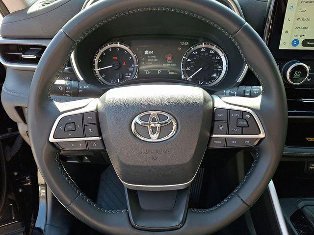 used 2023 Toyota Highlander car, priced at $35,863