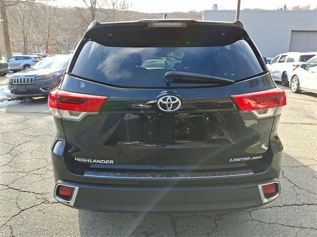 used 2018 Toyota Highlander car, priced at $26,480