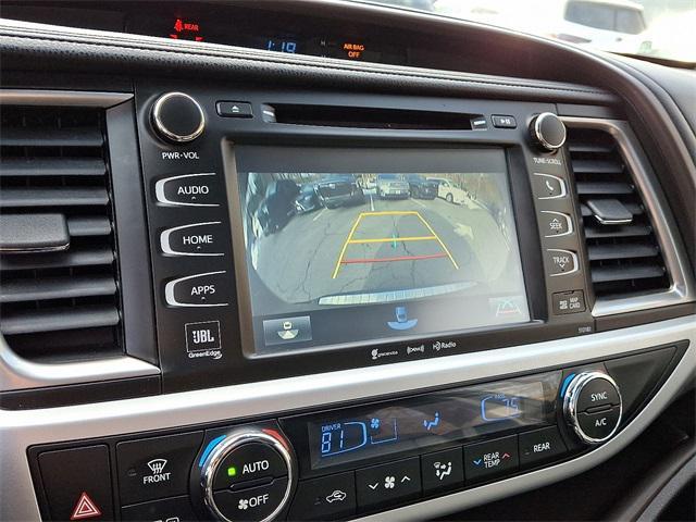 used 2018 Toyota Highlander car, priced at $26,480